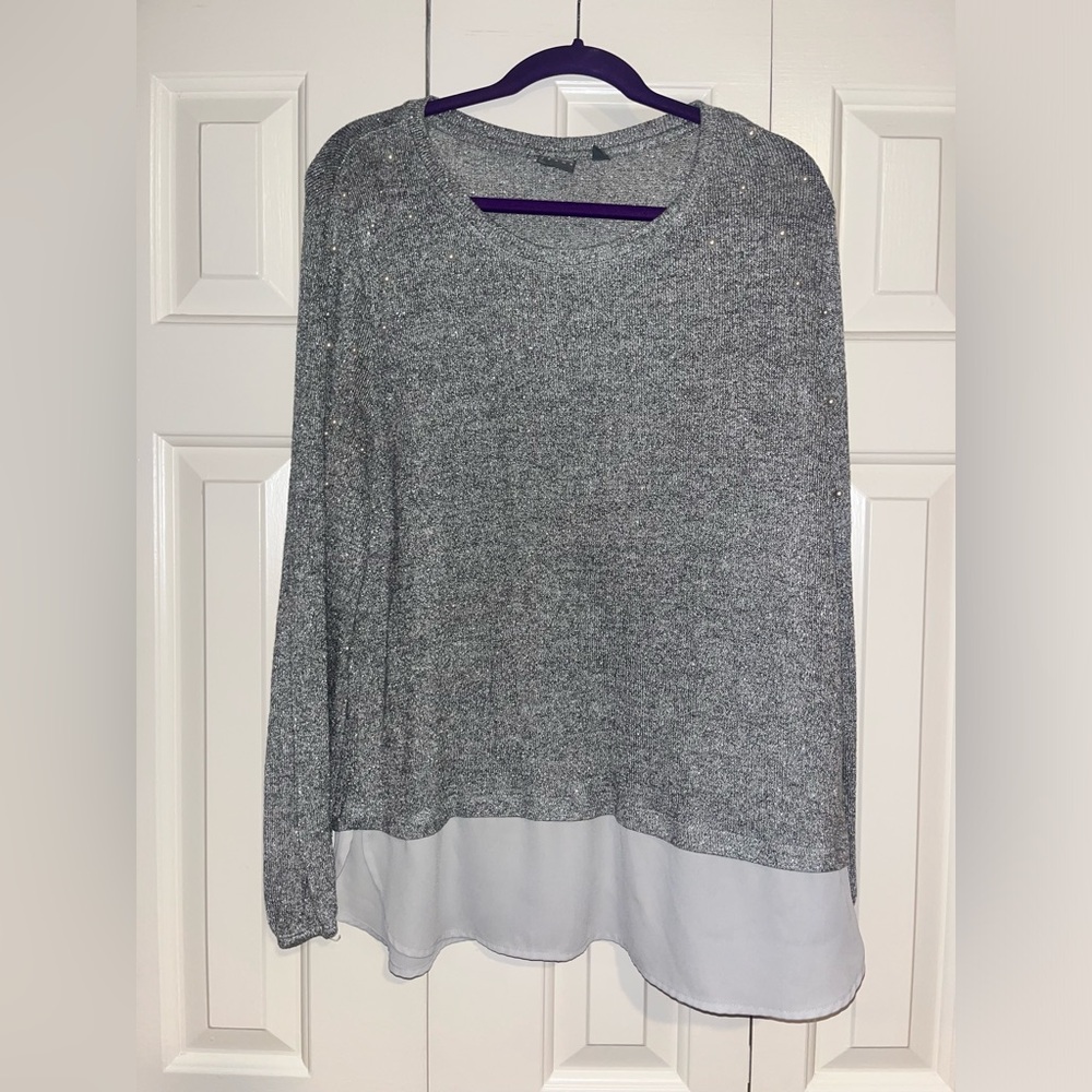 New York & Company Women's Gray Pearl Detailed‎ Long Sleeve Top Size XL